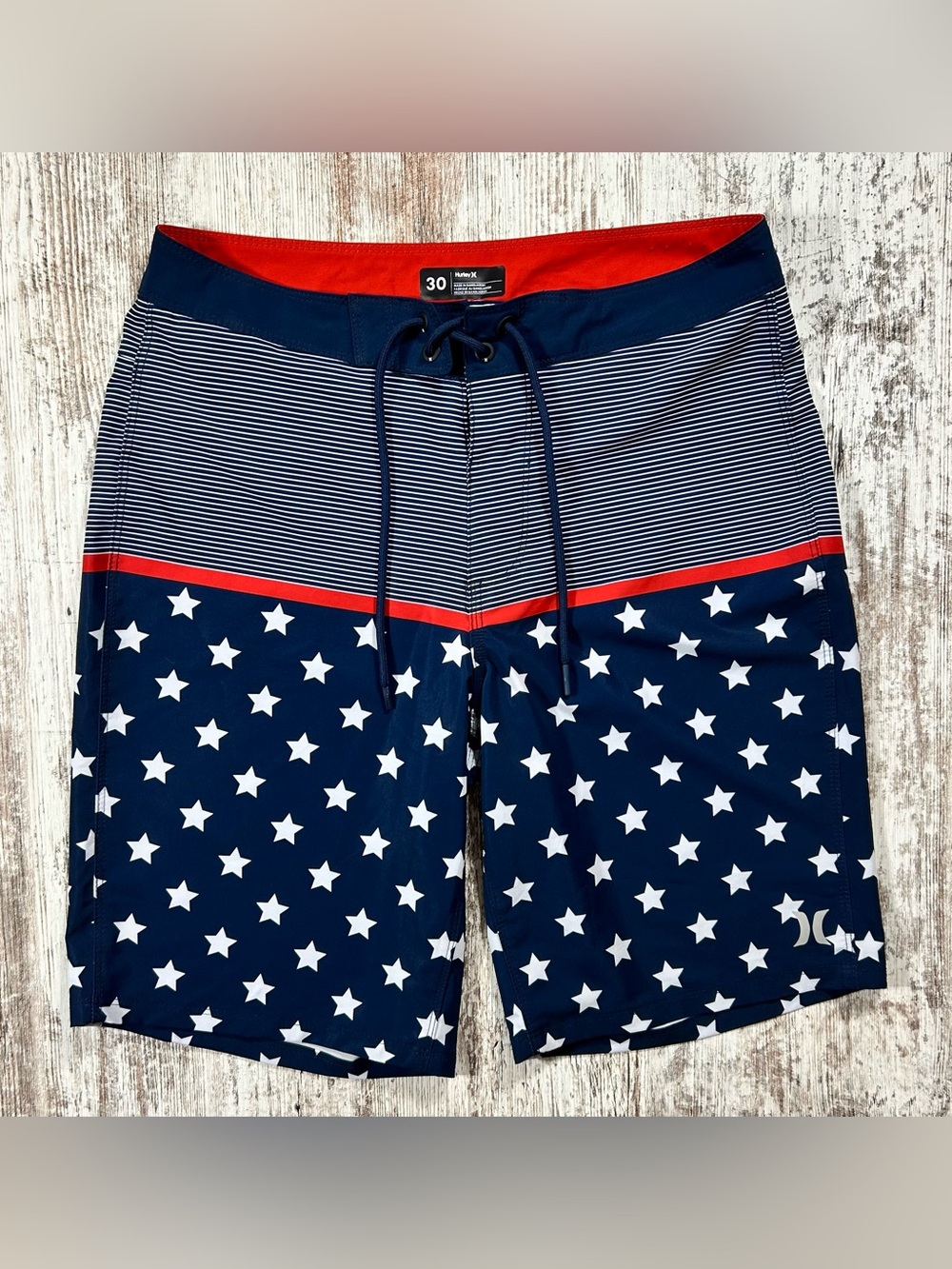 Men’s Hurley Stars And Stripes 20" Stretch
Boardshorts size 30 EUC